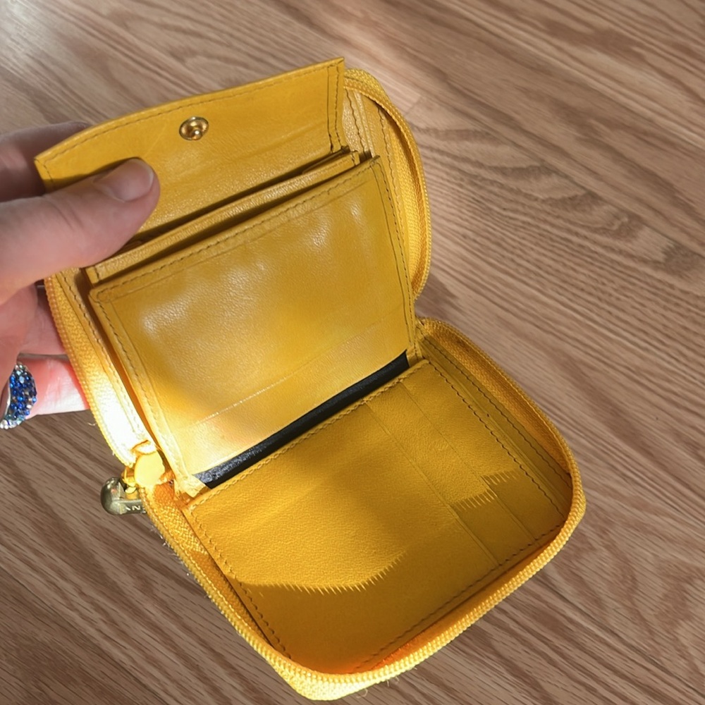 DKNY Wallet (yellow)